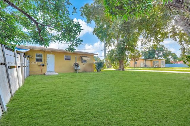 14600 NE 14th Avenue 1, Miami, FL 33161