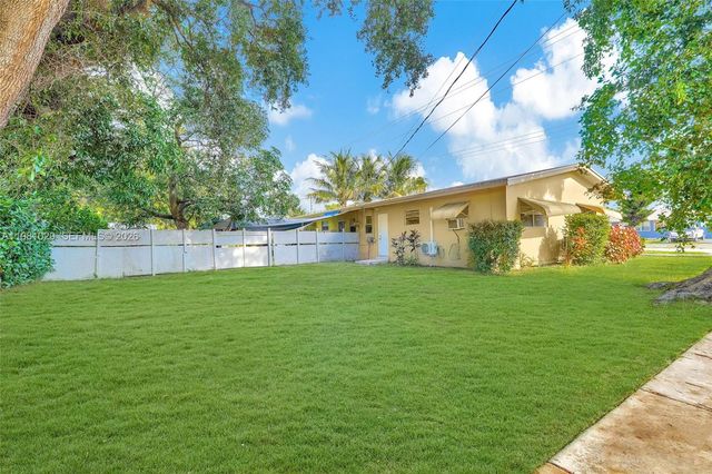 14600 NE 14th Avenue 1, Miami, FL 33161
