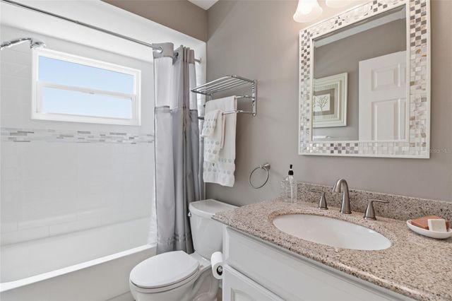 3908 OAKHURST BOULEVARD 3185, Sarasota, FL 34233