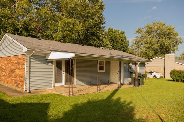 203 Hutchins Drive, Georgetown, KY 40324