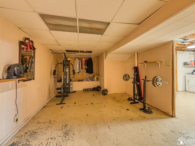 34627 Nancy Street, Westland, MI 48186