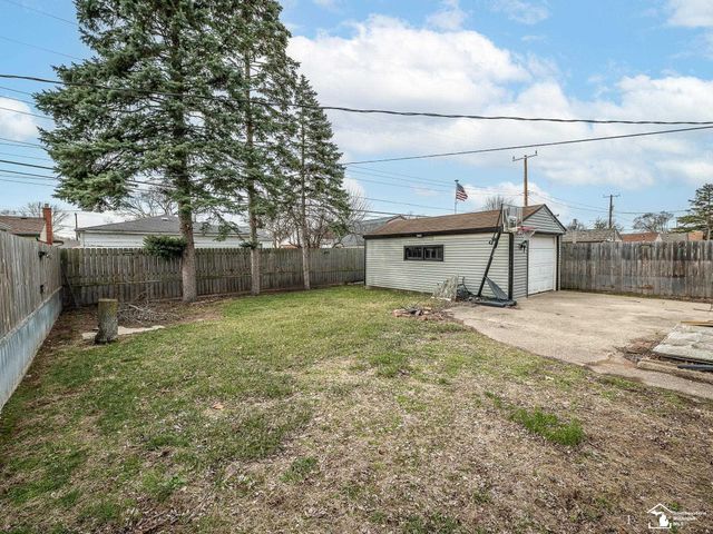 34627 Nancy Street, Westland, MI 48186