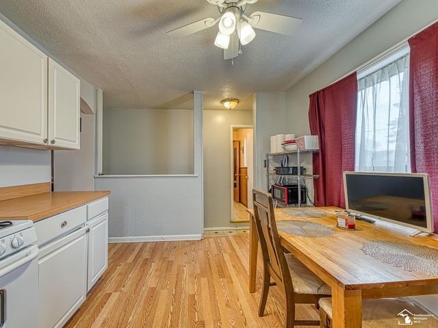 34627 Nancy Street, Westland, MI 48186