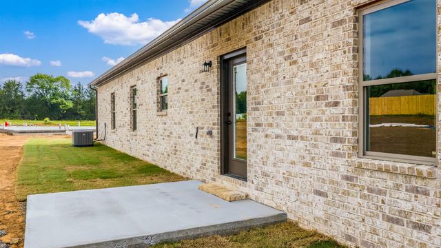12 Odessa Davis Drive, Greenbrier, AR 72058