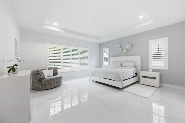 9220 E Meridian Dr, Parkland, FL 33076