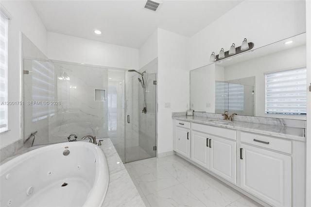 9220 E Meridian Dr, Parkland, FL 33076