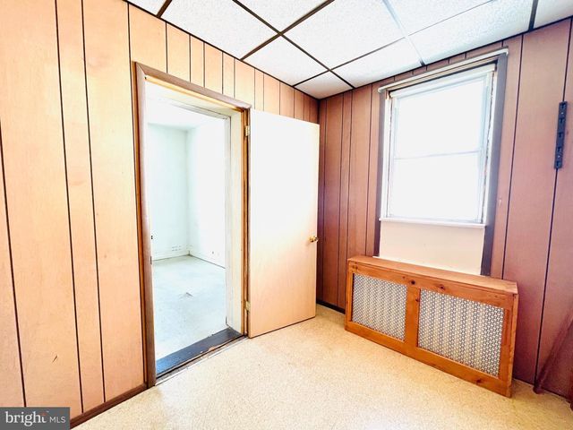 3234 E THOMPSON ST, Philadelphia, PA 19134