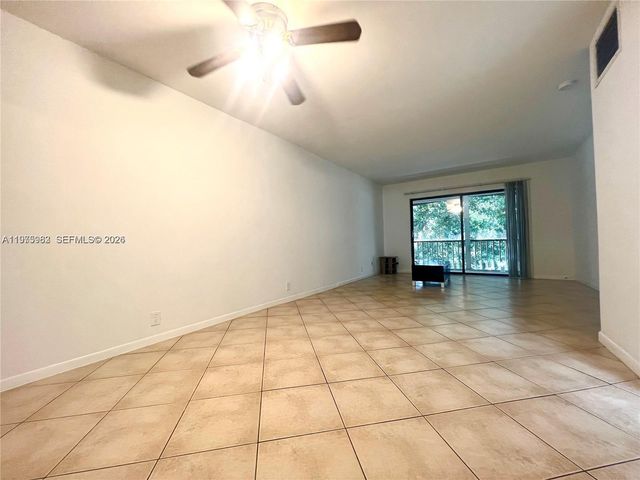 3115 Oakland Shores Dr E208, Oakland Park, FL 33309
