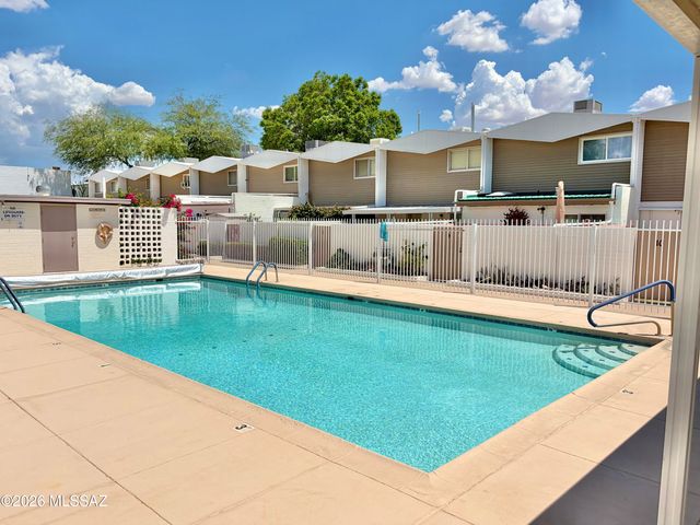 1776 S Palo Verde Avenue C201, Tucson, AZ 85713