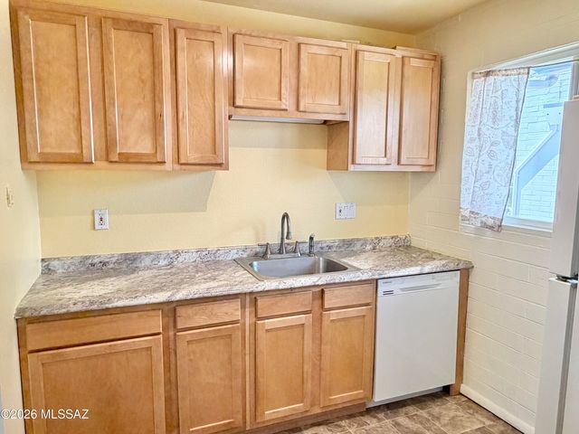 1776 S Palo Verde Avenue C201, Tucson, AZ 85713