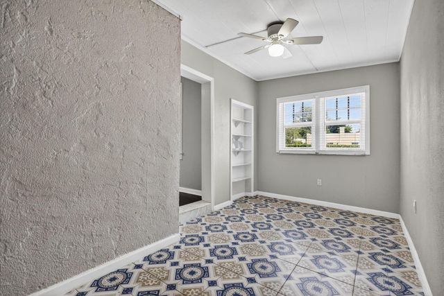 412 El Prado, West Palm Beach, FL 33405