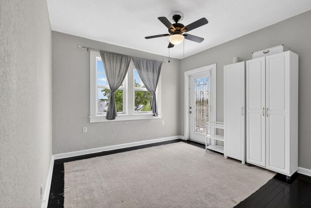 412 El Prado, West Palm Beach, FL 33405