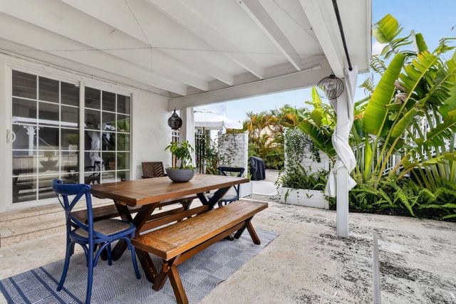 412 El Prado, West Palm Beach, FL 33405