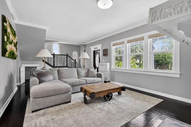 412 El Prado, West Palm Beach, FL 33405