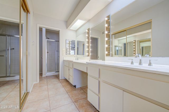 25243 S CLOVERLAND Drive, Sun Lakes, AZ 85248