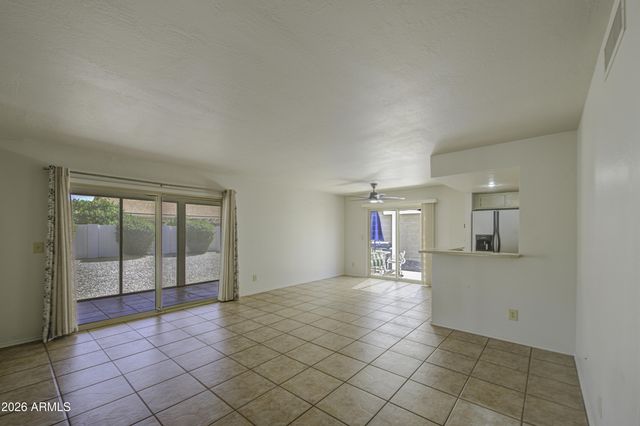 25243 S CLOVERLAND Drive, Sun Lakes, AZ 85248