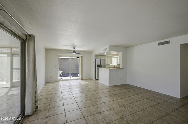 25243 S CLOVERLAND Drive, Sun Lakes, AZ 85248