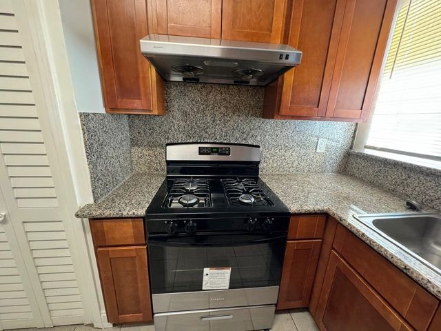 600 26Th St, Richmond, CA 94804