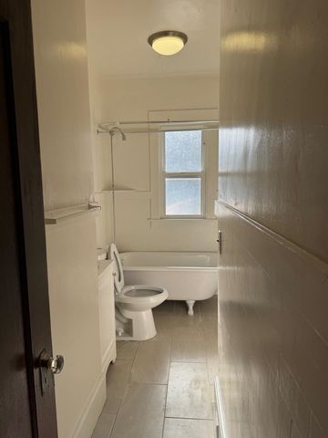 600 26Th St, Richmond, CA 94804