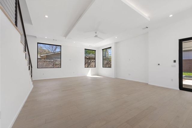 2411 Winsted LN 1, Austin, TX 78703