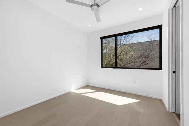 2411 Winsted LN 1, Austin, TX 78703