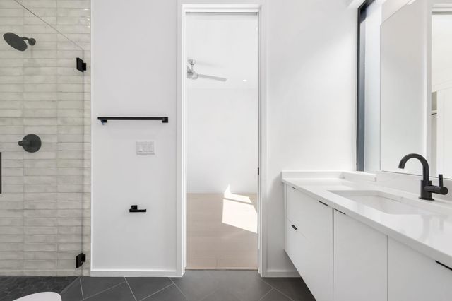 2411 Winsted LN 1, Austin, TX 78703