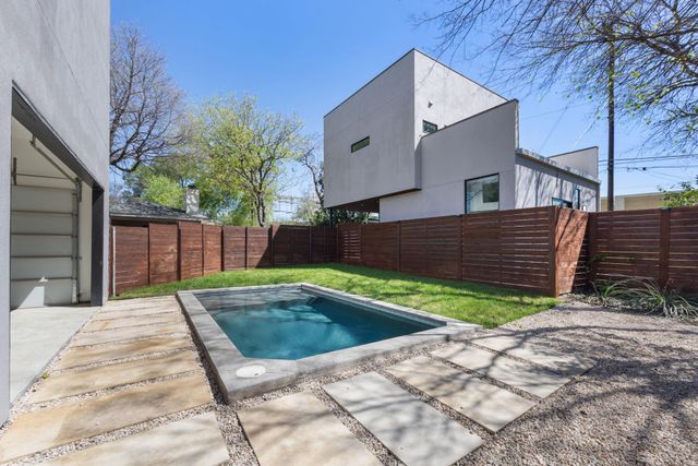 2411 Winsted LN 1, Austin, TX 78703