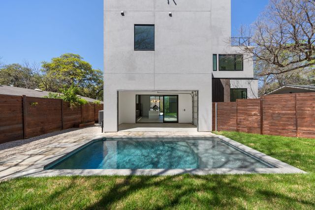 2411 Winsted LN 1, Austin, TX 78703