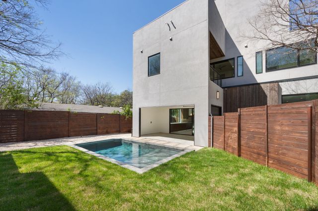 2411 Winsted LN 1, Austin, TX 78703