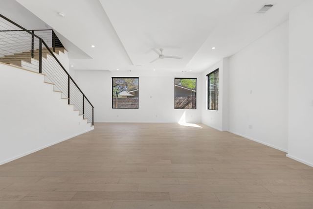 2411 Winsted LN 1, Austin, TX 78703