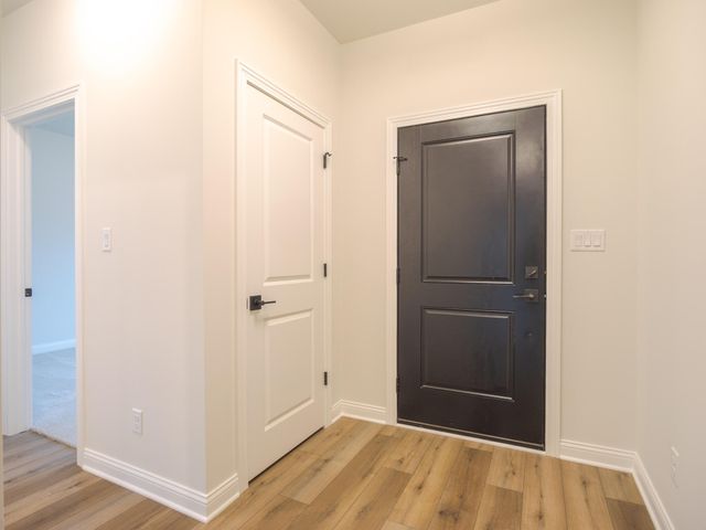 3004 Forestside Lane, Valparaiso, IN 46385