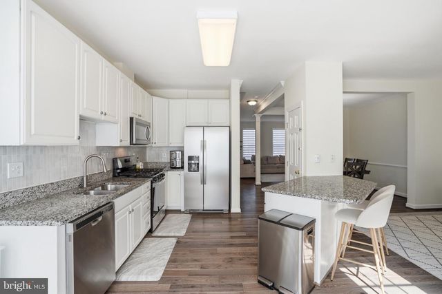 6312 CIDER BARREL CIR, Centreville, VA 20121