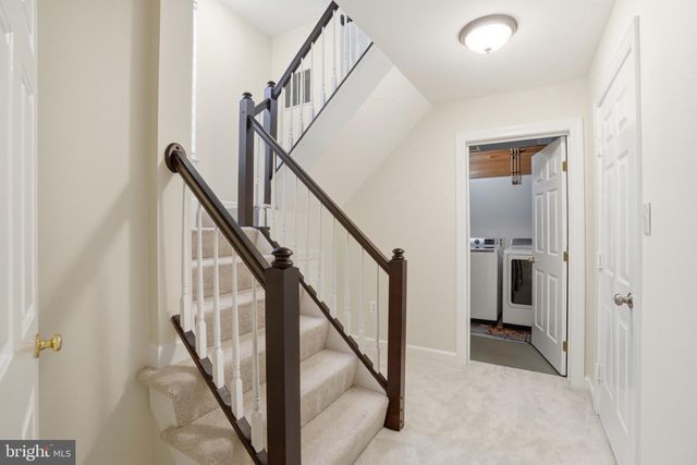 6312 CIDER BARREL CIR, Centreville, VA 20121