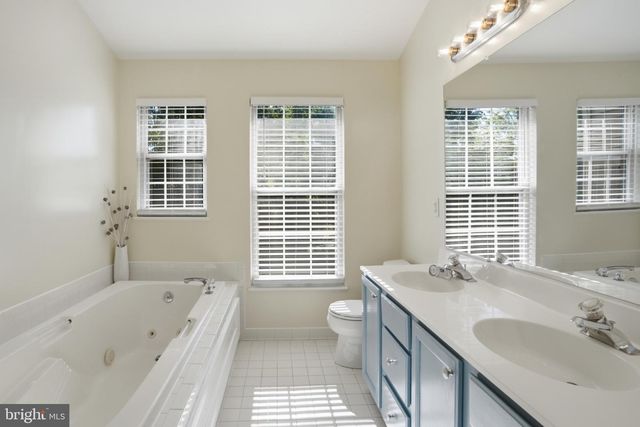 6312 CIDER BARREL CIR, Centreville, VA 20121