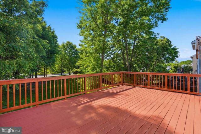 6312 CIDER BARREL CIR, Centreville, VA 20121