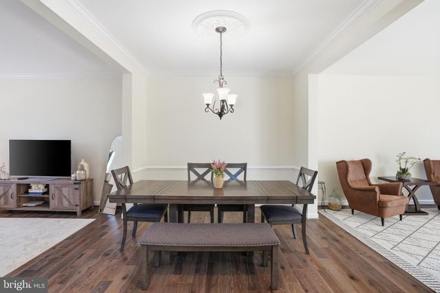 6312 CIDER BARREL CIR, Centreville, VA 20121