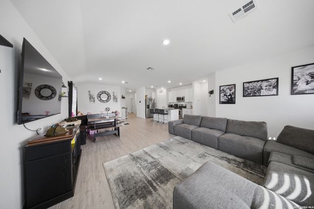 14011 Southton Basin, San Antonio, TX 78233