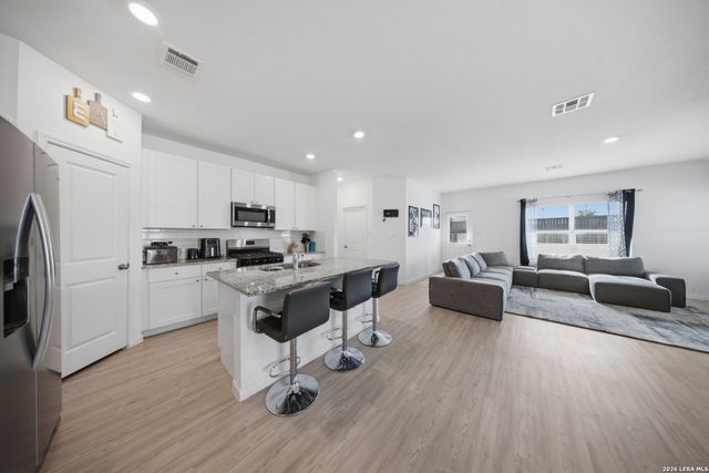 14011 Southton Basin, San Antonio, TX 78233