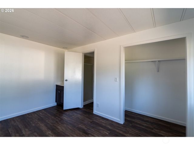 15619 NE Caples Road #128, Brush Prairie, WA 98606