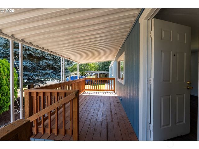 15619 NE Caples Road #128, Brush Prairie, WA 98606
