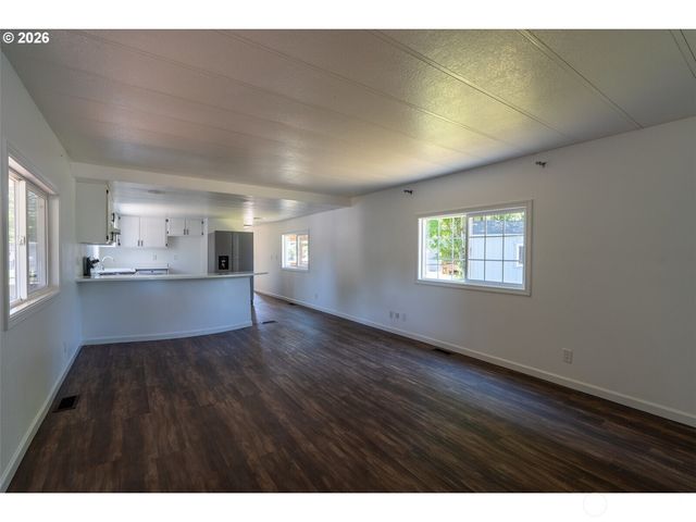 15619 NE Caples Road #128, Brush Prairie, WA 98606