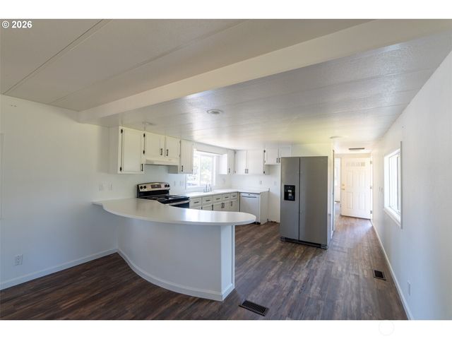 15619 NE Caples Road #128, Brush Prairie, WA 98606