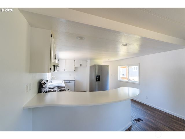 15619 NE Caples Road #128, Brush Prairie, WA 98606