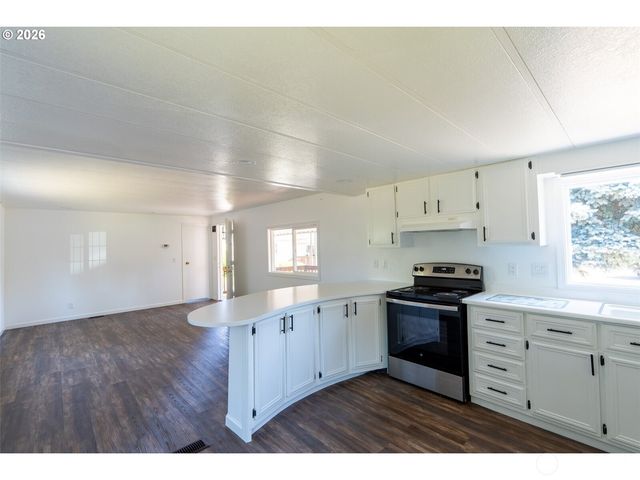 15619 NE Caples Road #128, Brush Prairie, WA 98606