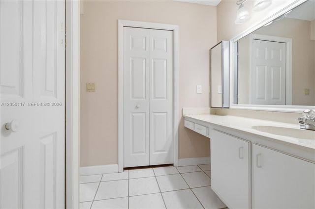 16252 Laurel Drive 201, Weston, FL 33326