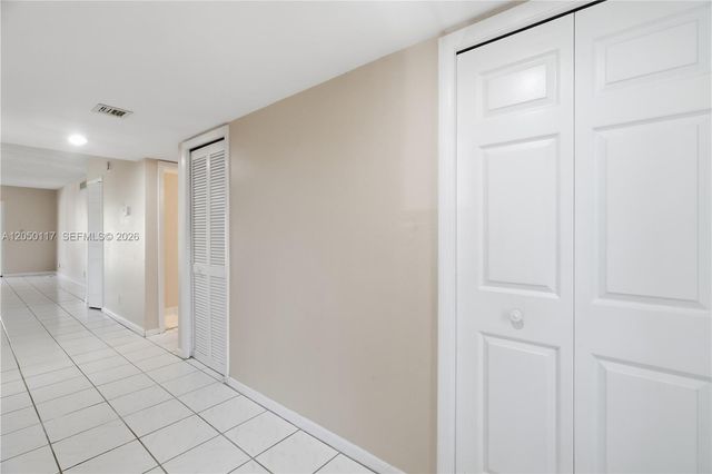 16252 Laurel Drive 201, Weston, FL 33326