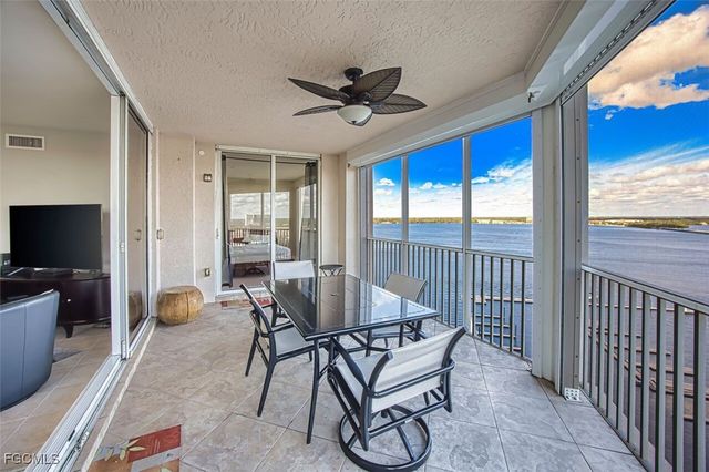 2090 W First ST 1810, Fort Myers, FL 33901