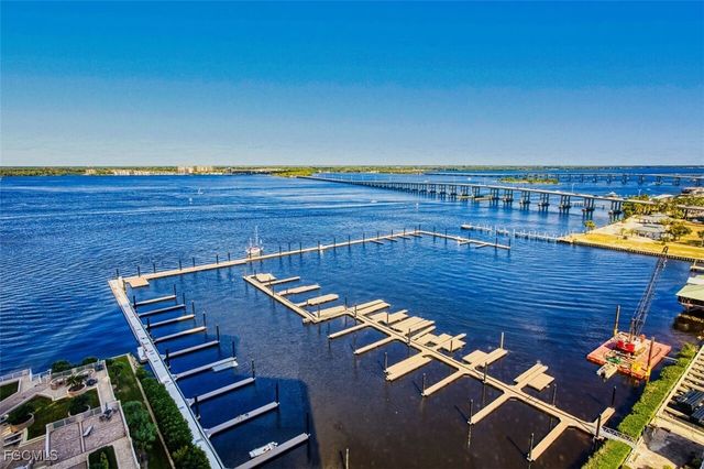 2090 W First ST 1810, Fort Myers, FL 33901