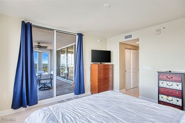 2090 W First ST 1810, Fort Myers, FL 33901