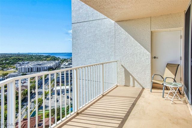 2090 W First ST 1810, Fort Myers, FL 33901